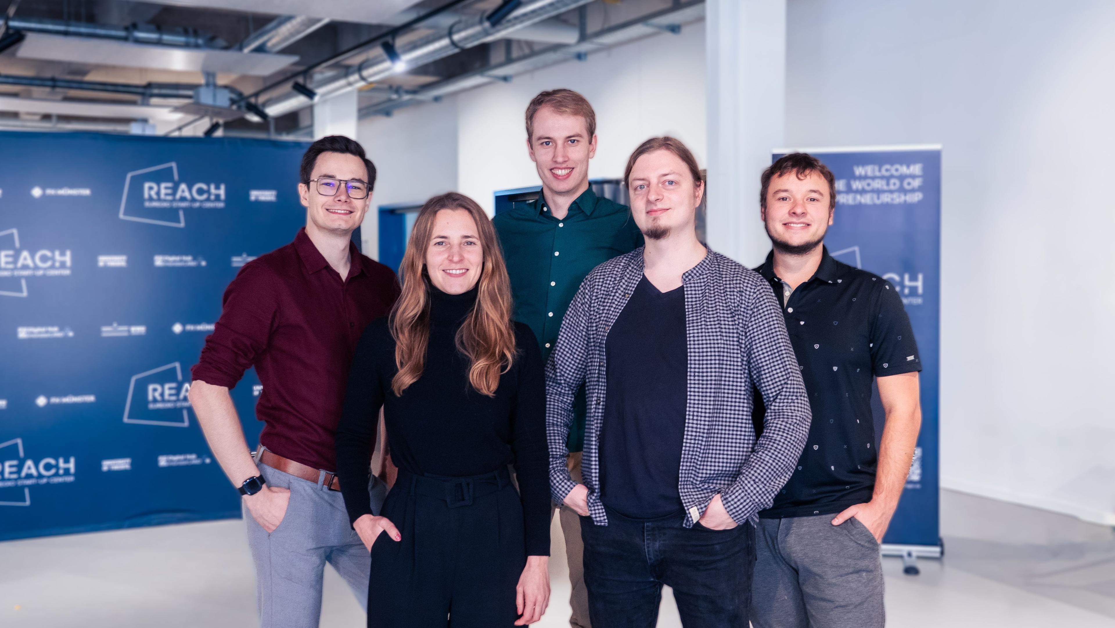 Philipp Pflüger , Tobias Elsbecker , Adelina Olbrich  und Cristofer Funes San Martín 