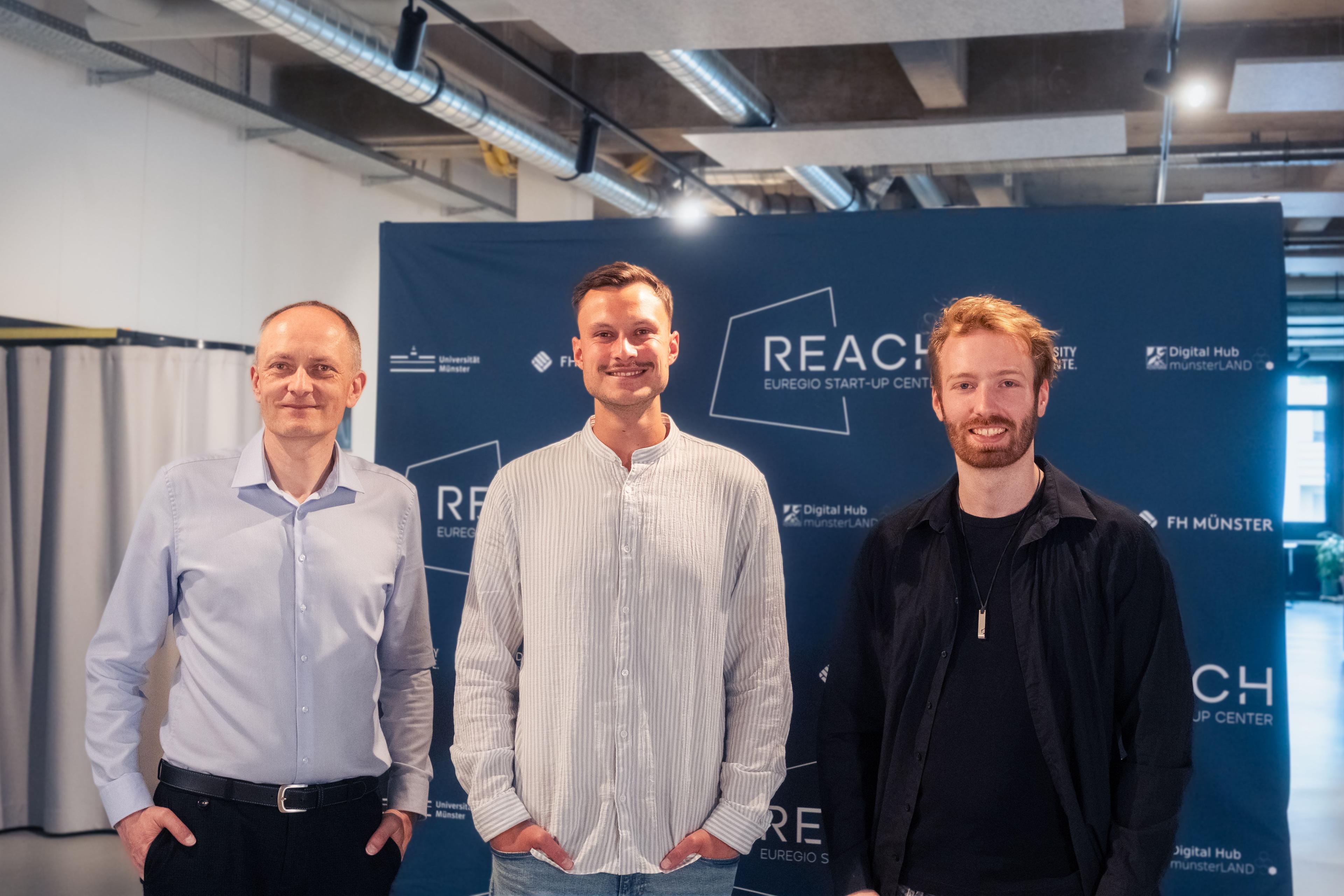 Max Heimsath, Linus Pöppelmann und Prof. Dr. Claus Grewe